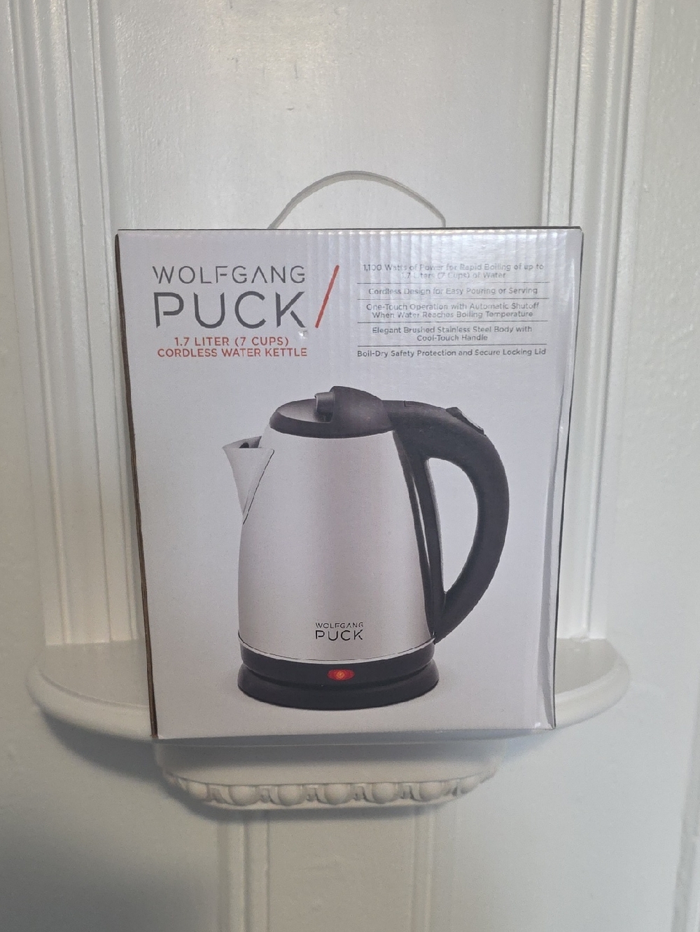Wolfgang Puck Cordless Water Kettle 1.7 Liters Auto Shutoff Brushed Stainless